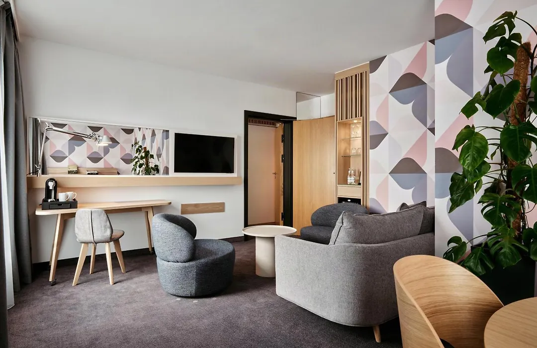 Holiday Inn - Warsaw City Centre By Ihg-1